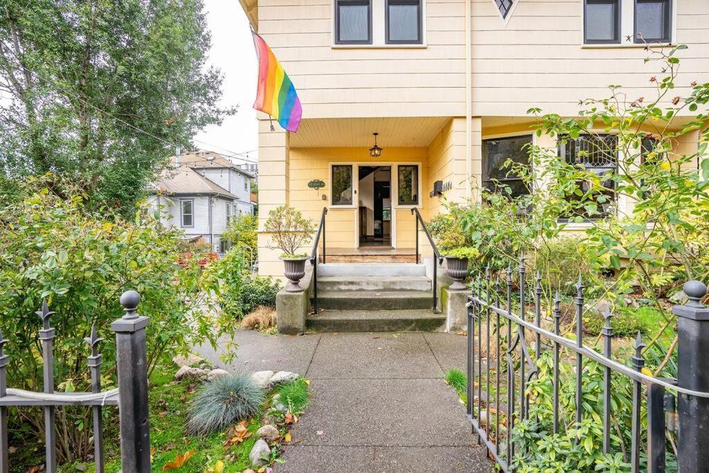 Charming 1Bd Suite In Capitol Hill - Foxglove Inn ซีแอตเทิล ภายนอก รูปภาพ