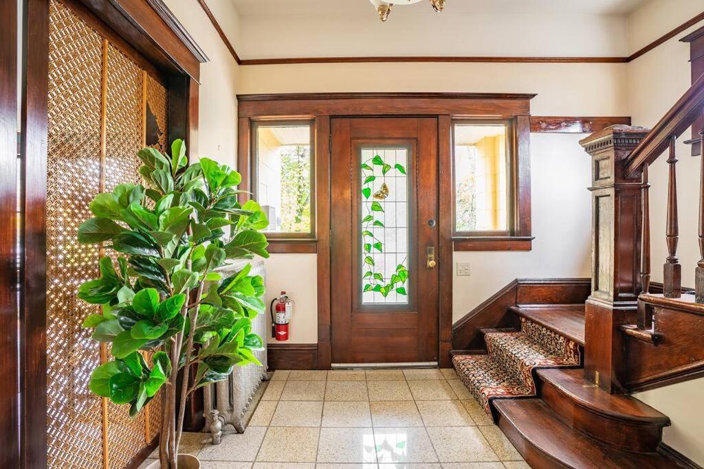 Charming 1Bd Suite In Capitol Hill - Foxglove Inn ซีแอตเทิล ภายนอก รูปภาพ