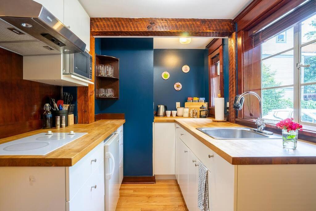 Charming 1Bd Suite In Capitol Hill - Foxglove Inn ซีแอตเทิล ภายนอก รูปภาพ